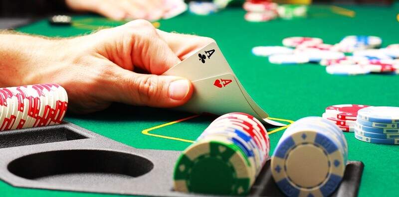 Bật mí các thuật ngữ cơ bản thường gặp trong game bài Poker